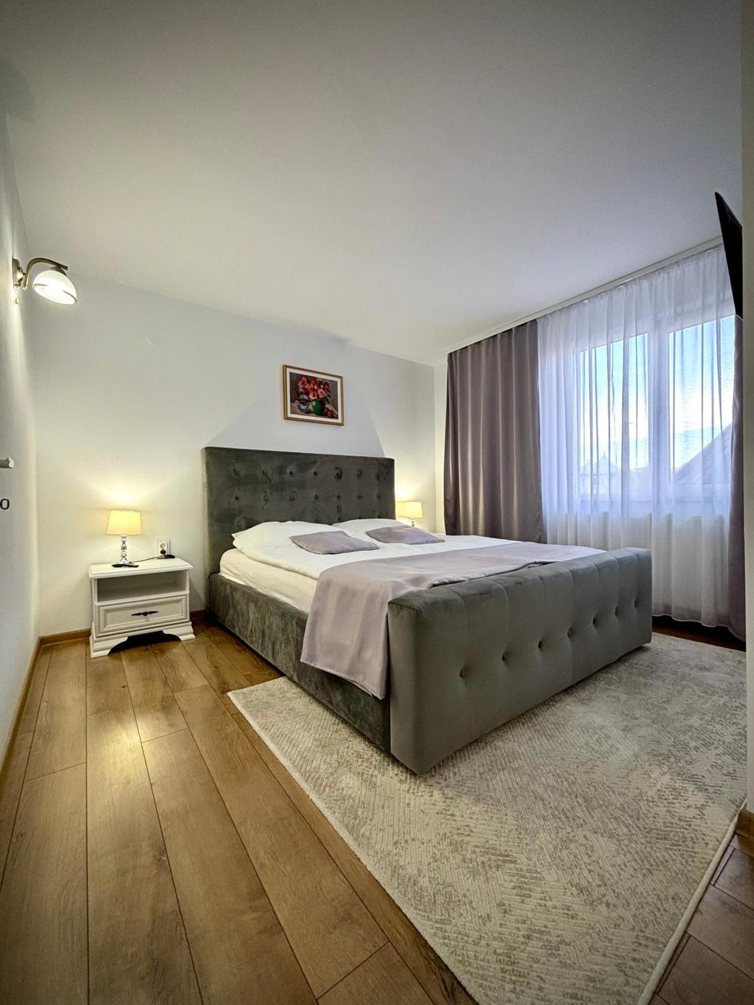 Pensiunea Casa-Stefanel Sadova  Esterno foto